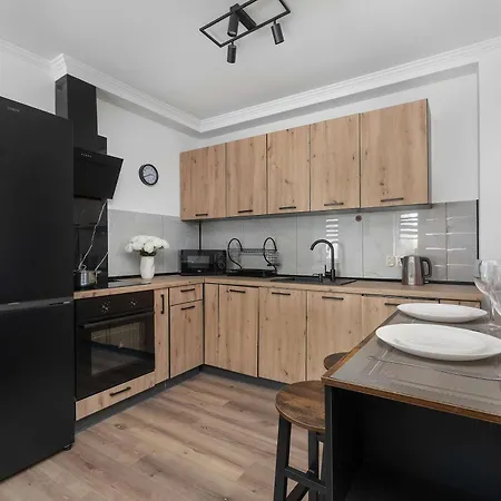 Elegant And Modern In For 3 People By Renters